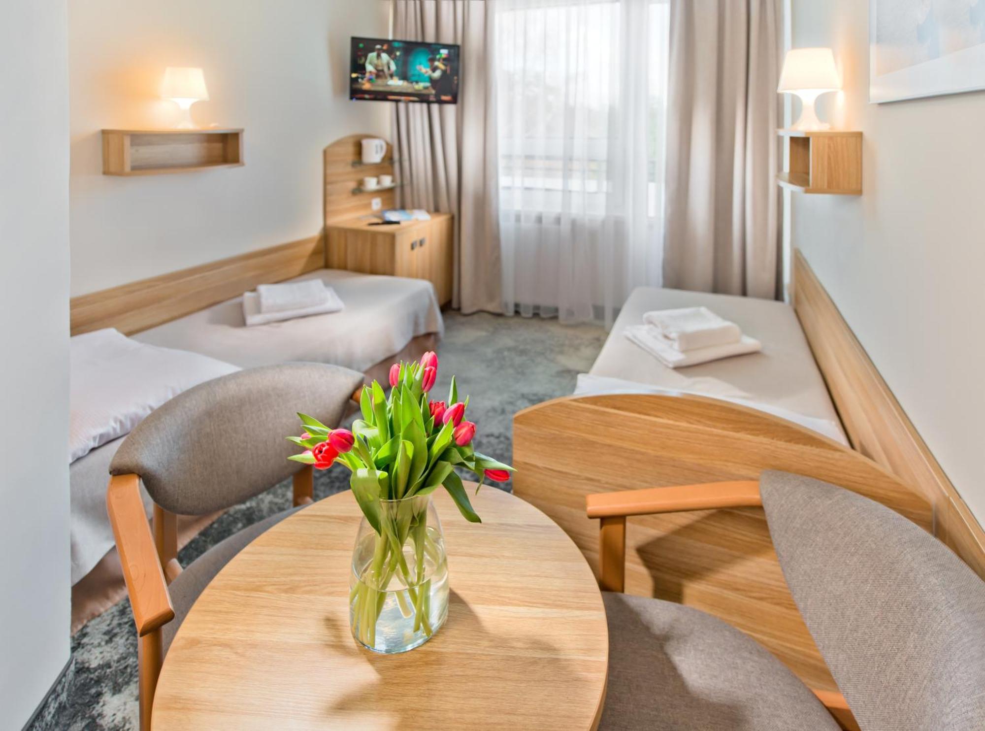 Piramida Medical Spa Мжежино Екстер'єр фото